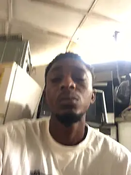 Snapshot of justyou2025 chatting on March 13, 2025, 11:41 am justyou2025 online show from March 13, 2025, 11:41 am