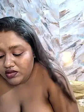 horny diana online show from April 18, 2026, 7:18 pm