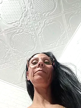 Ramona870 online show from October 29, 2025, 5:04 pm