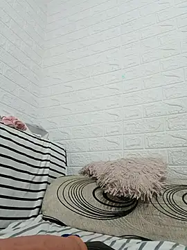 Ramona870 online show from December 5, 2025, 2:58 pm