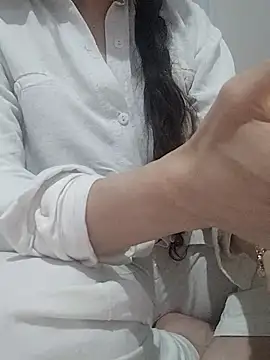 Snapshot of BUSE8821 chatting on January 9, 2026, 9:16 pm BUSE8821 online show from January 9, 2026, 9:16 pm