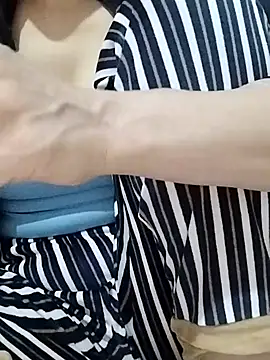 Snapshot of BUSE8821 chatting on January 11, 2026, 12:26 am BUSE8821 online show from January 11, 2026, 12:26 am