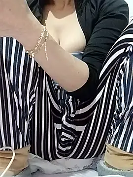 Snapshot of BUSE8821 chatting on January 14, 2026, 2:50 am BUSE8821 online show from January 14, 2026, 2:50 am