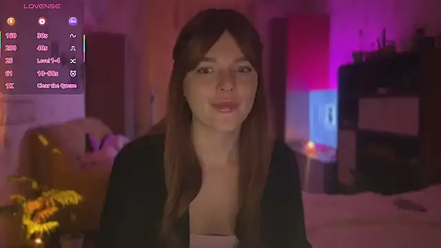 CherryRed Girl online show from November 25, 2025, 10:21 pm