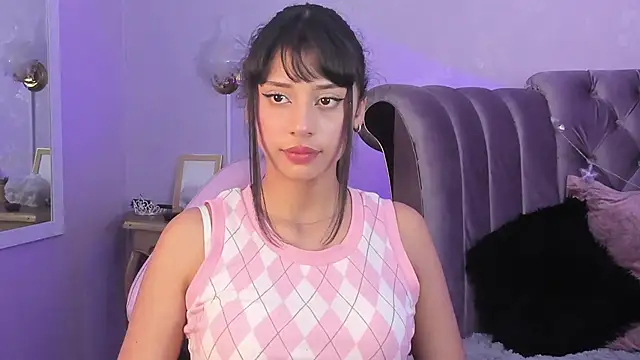 Snapshot of Seren_Bleck chatting on October 31, 2025, 2:34 am Seren Bleck online show from October 31, 2025, 2:34 am