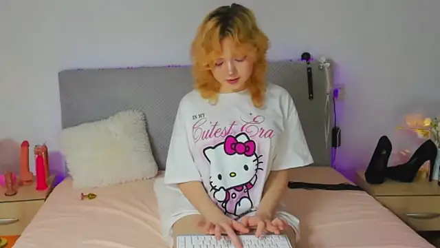 EmilyAngells online show from November 23, 2025, 8:36 am