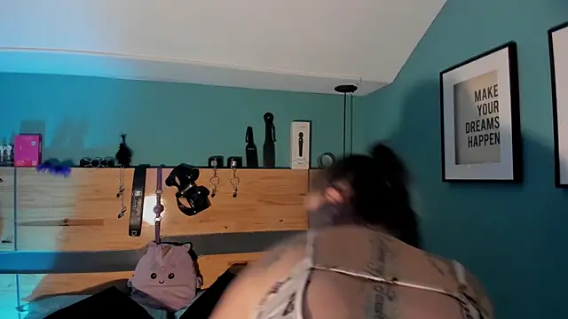 Snapshot of ChloeAllennn chatting on February 21, 2026, 11:33 am ChloeAllennn online show from February 21, 2026, 11:33 am