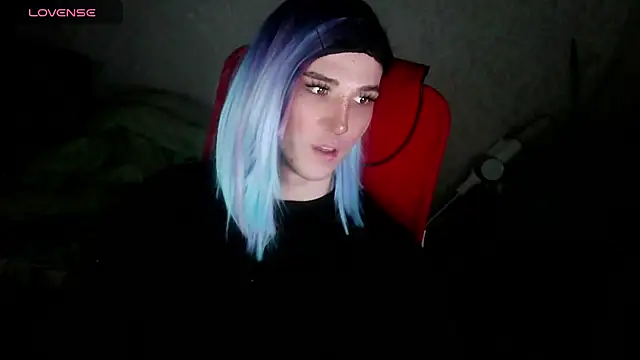 hellenspellman online show from November 10, 2025, 4:17 pm