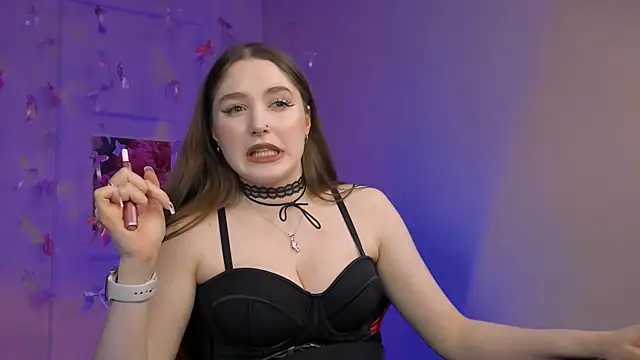 hazel sullivan online show from March 20, 2026, 11:37 am