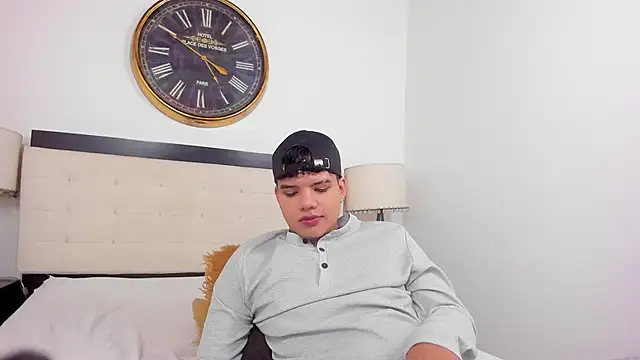 Snapshot of Axel_Forte chatting on June 25, 2026, 2:43 pm Axel Forte online show from June 25, 2026, 2:43 pm