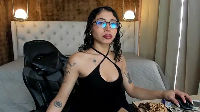 Snapshot of nanii_velvett chatting on March 21, 2025, 1:45 pm nanii velvett online show from March 21, 2025, 1:45 pm