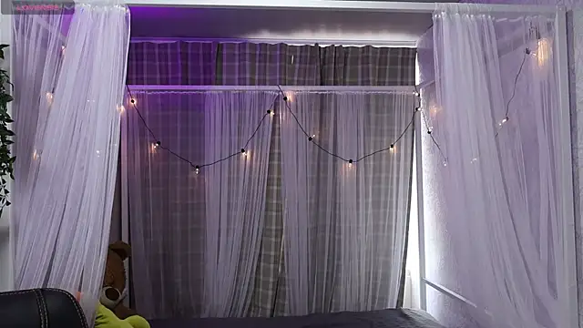 Snapshot of nanii_velvett chatting on October 15, 2025, 1:11 pm nanii velvett online show from October 15, 2025, 1:11 pm