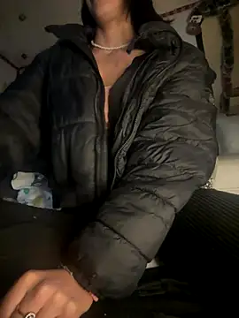 Snapshot of MichelleDiaz_Pink chatting on December 2, 2025, 6:19 am MichelleDiaz Pink online show from December 2, 2025, 6:19 am