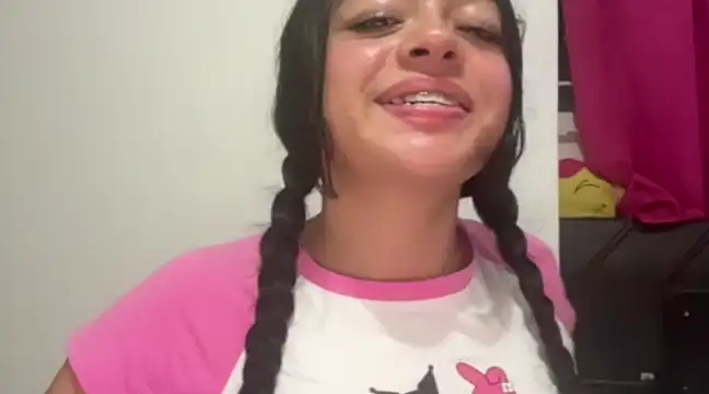 hellokitty  valery online show from February 21, 2025, 2:28 am