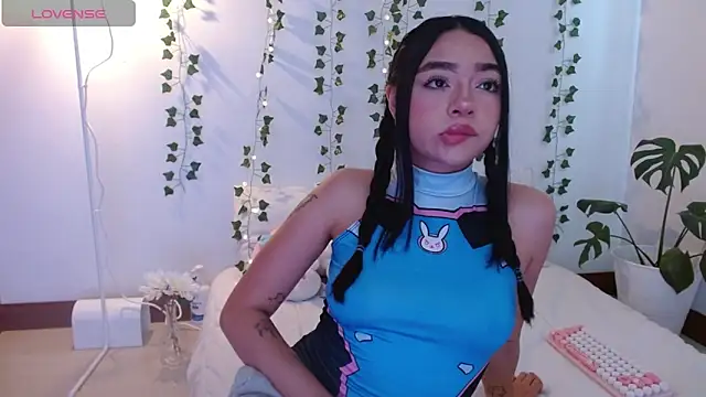 hellokitty  valery online show from February 27, 2026, 8:42 pm