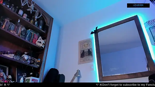 Hisato111 online show from October 18, 2025, 12:28 pm