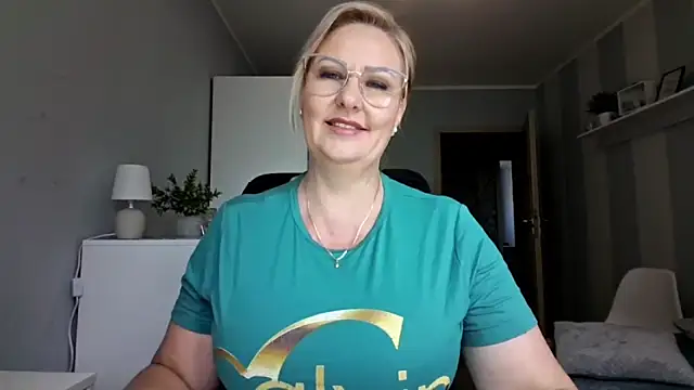 DianaLive online show from July 14, 2026, 10:21 am