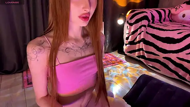 Snapshot of Adele_kawaii chatting on May 4, 2026, 12:17 am Adele kawaii online show from May 4, 2026, 12:17 am