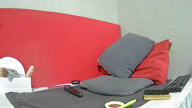 tasha97x online show from February 10, 2026, 5:11 am