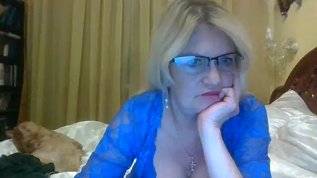 Heidi-Helga online show from September 14, 2025, 5:56 pm