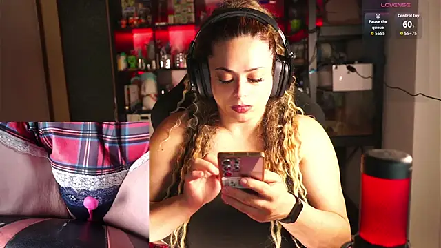 sharonurbex online show from June 19, 2026, 12:42 pm