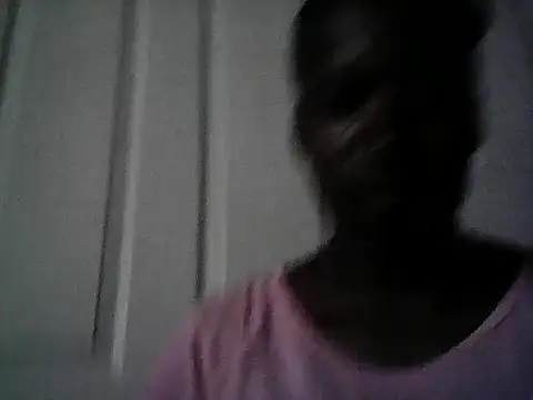 Snapshot of LoveDropss chatting on February 22, 2025, 11:02 am LoveDropss online show from February 22, 2025, 11:02 am