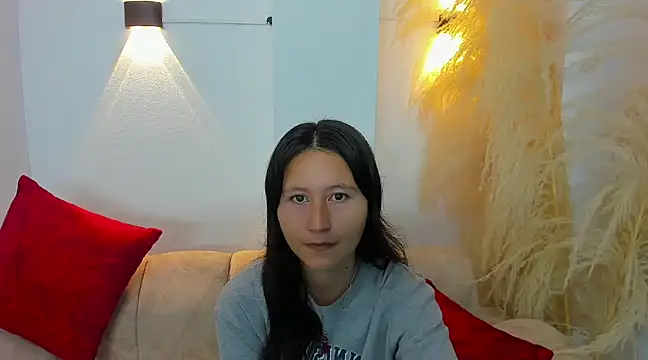 xoxo kiitty online show from March 7, 2025, 12:01 pm