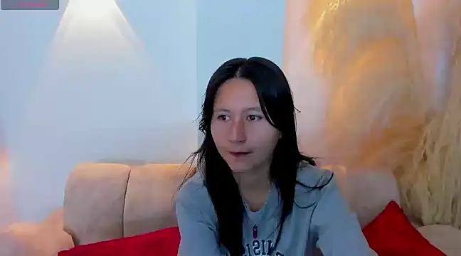 xoxo kiitty online show from March 11, 2025, 12:06 pm