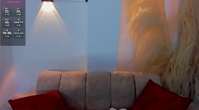 xoxo kiitty online show from March 11, 2025, 3:34 pm