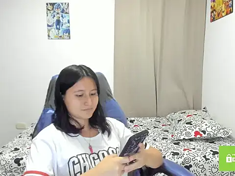 xoxo kiitty online show from November 13, 2025, 3:05 am