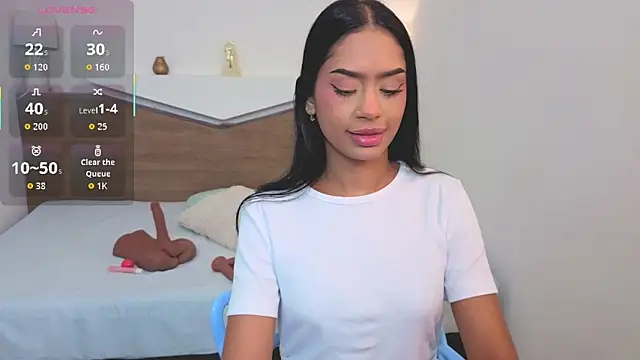 ChloeMoon9 online show from January 14, 2026, 12:22 pm