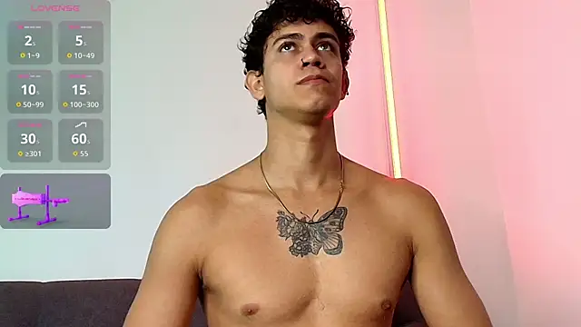 Maximiliano  Fire online show from May 25, 2026, 7:20 pm