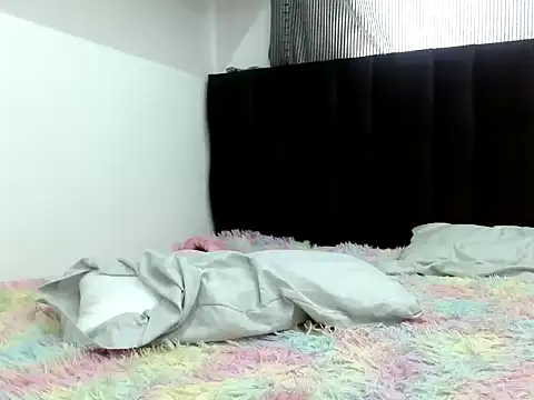  luna 777 online show from September 15, 2025, 12:49 pm