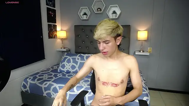 matteo foxx online show from February 22, 2025, 1:35 pm