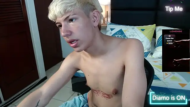 matteo foxx online show from March 4, 2025, 7:01 pm