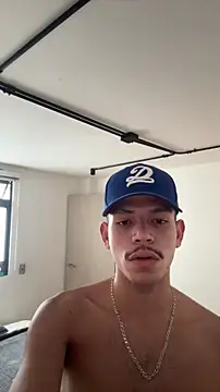 Snapshot of angel_and_deen chatting on November 26, 2025, 3:35 pm angel and deen online show from November 26, 2025, 3:35 pm