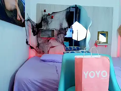 Snapshot of ZaraRousse chatting on October 26, 2025, 3:23 am ZaraRousse online show from October 26, 2025, 3:23 am