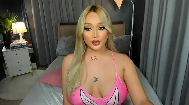 KylieSonique online show from March 6, 2025, 2:19 am