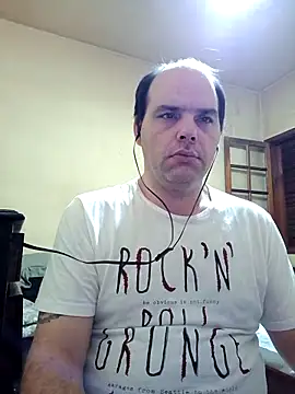 Jovissoares7ye online show from April 13, 2026, 1:44 am