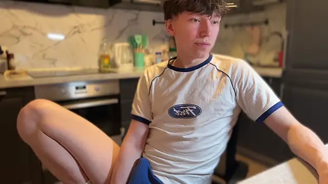 Snapshot of tommy_colson chatting on November 3, 2025, 3:35 pm tommy colson online show from November 3, 2025, 3:35 pm