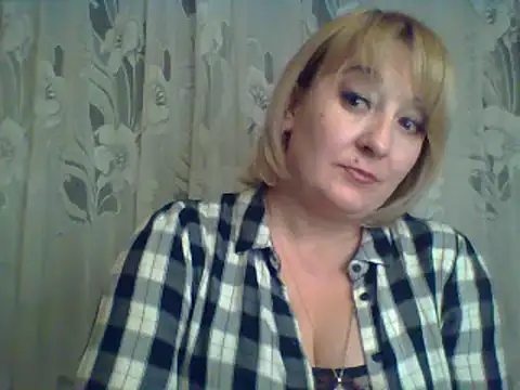 ArielXLoveresss online show from March 5, 2025, 6:56 pm