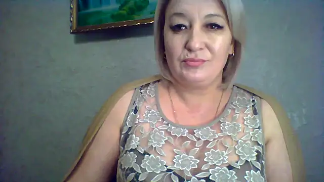 ArielXLoveresss online show from November 28, 2025, 2:53 pm