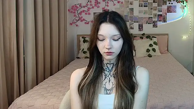 mefwhore online show from March 14, 2026, 1:38 pm