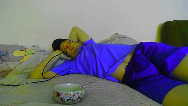 Snapshot of great_feeling chatting on February 26, 2025, 8:04 am great feeling online show from February 26, 2025, 8:04 am