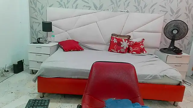Snapshot of SexyPamela69 chatting on April 23, 2026, 6:21 pm SexyPamela69 online show from April 23, 2026, 6:21 pm