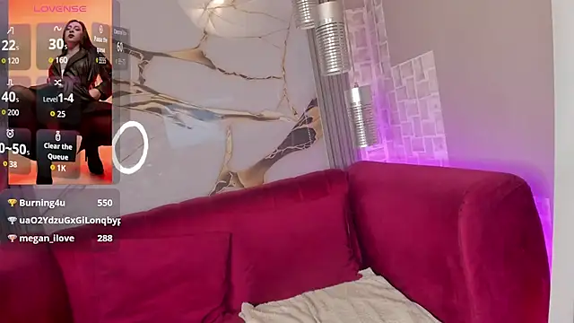 Bella williamss  online show from December 2, 2025, 7:14 am