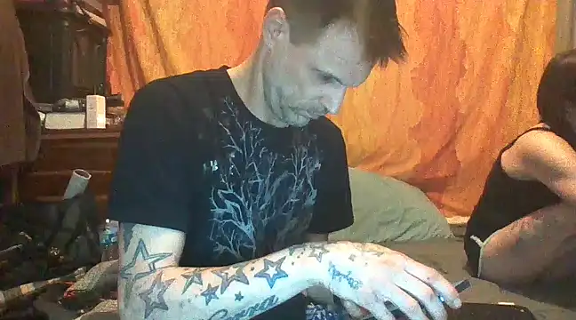 Snapshot of SillyRabbitz chatting on March 3, 2025, 6:48 am SillyRabbitz online show from March 3, 2025, 6:48 am