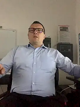 Mike8523 online show from October 30, 2025, 5:09 am