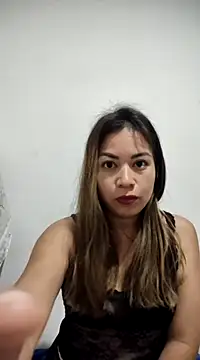 Snapshot of BellaMex89 chatting on February 25, 2025, 8:14 am BellaMex89 online show from February 25, 2025, 8:14 am