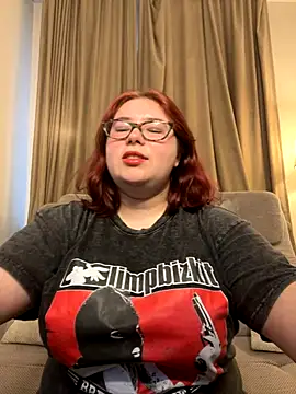 Lily lu one online show from November 22, 2025, 12:48 pm